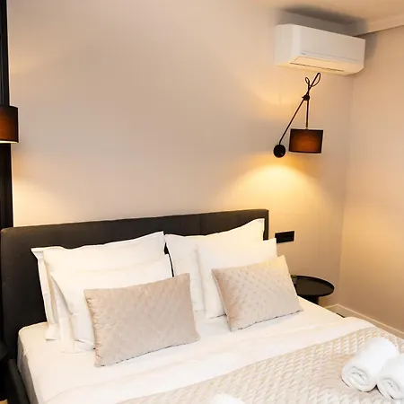 Aurum Ponte Deluxe Apartamento