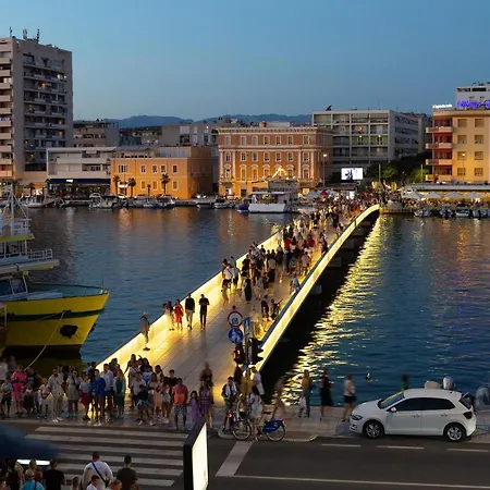 Aurum Ponte Deluxe Apartment